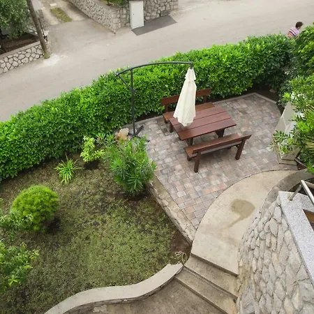 Lana Apartament